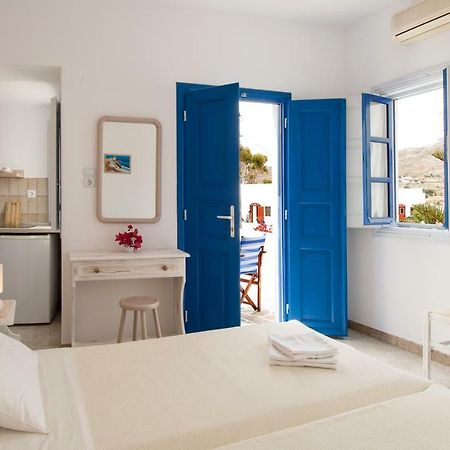 Evgenia Rooms&Apartments Folégandros Buitenkant foto